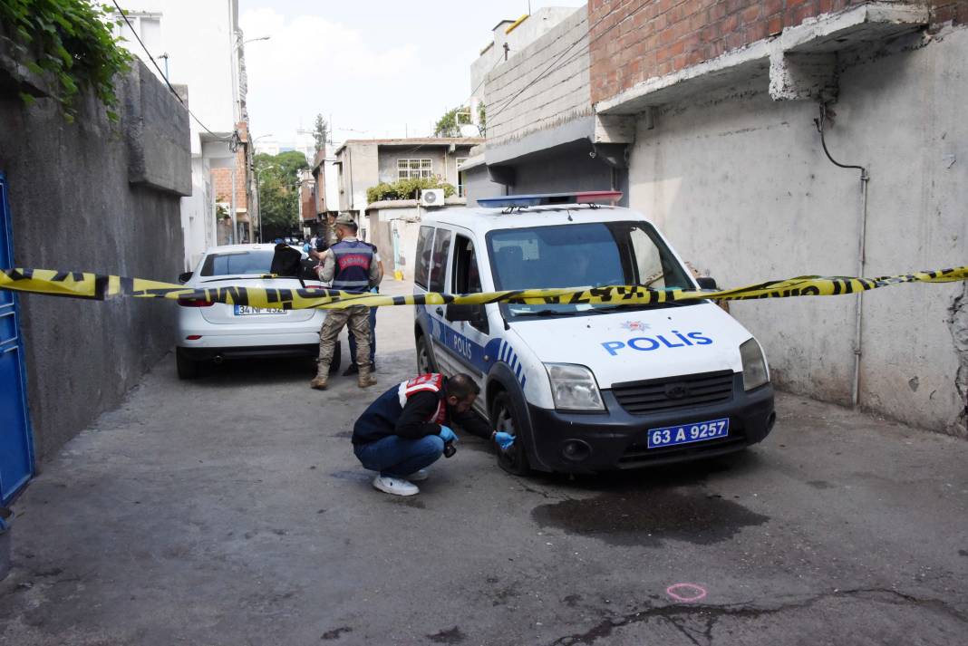 Babasıyla kavga eden uyuşturucu bağımlısı polise ateş açtı 2